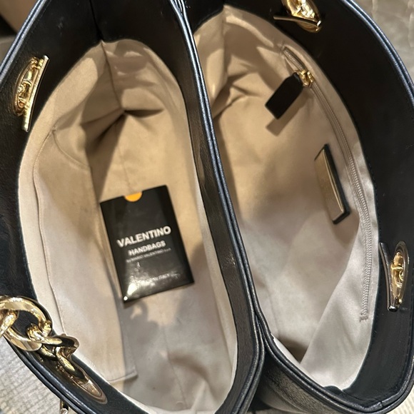 Valentino Black Leather Bag with Gold Chain - Picture 3 of 3